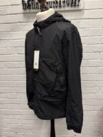 CP COMPANY 018A FLATT NYLON GOGGLE OVERSHIRT IN BLACK - Image 5