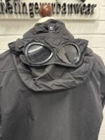 CP COMPANY 018A FLATT NYLON GOGGLE OVERSHIRT IN BLACK - Image 7