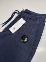CP COMPANY 161A JOGGING PANT IN LIGHT  FLEECE - NAVY / 888 - Image 2