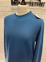CP company 168A crew knit in sea island cotton.  Colour - Lyon’s Blu - Image 8