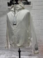 C.P. COMPANY 009A METROPOLIS HYST HOODED JACKET IN WHITE - Image 3
