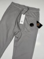 CP COMPANY 161A JOGGING PANT IN LIGHT  FLEECE - GREY / 913 - Image 2