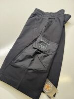 CP COMPANY METROPOLIS 016A PERTEX STRETCH FLEECE MIXED CARGO SHORTS IN BLACK - Image 5