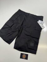 C.P COMPANY METROPOLIS SATIN STRETCH CARGO SHORTS IN BLACK  -      Size 44” /  w30” - w31” - Image 3