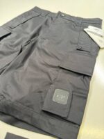 C.P COMPANY METROPOLIS SATIN STRETCH CARGO SHORTS IN BLACK  -      Size 44” /  w30” - w31” - Image 2