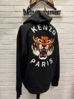 ProductMen's Kenzo Lucky Tiger Oversize Pullover Hoodie in black - Image 7