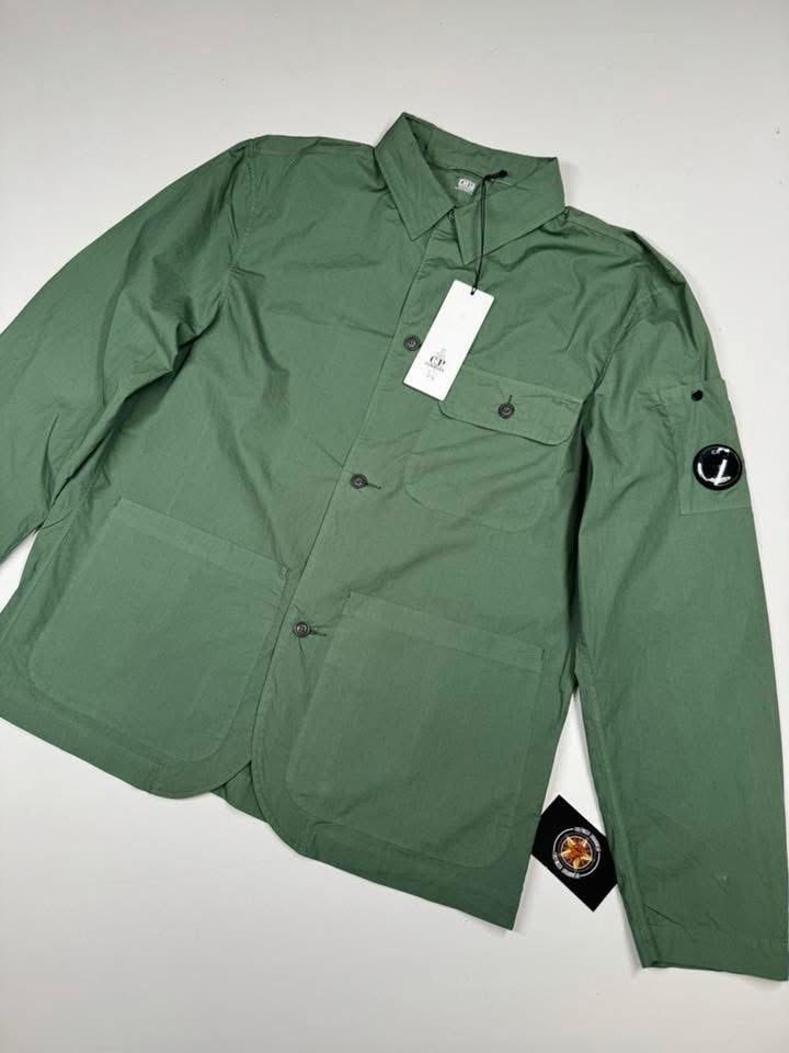 img_8712 CP Company 269A popeline Shirt jacket in green - Large / 22” P2P - Image 1