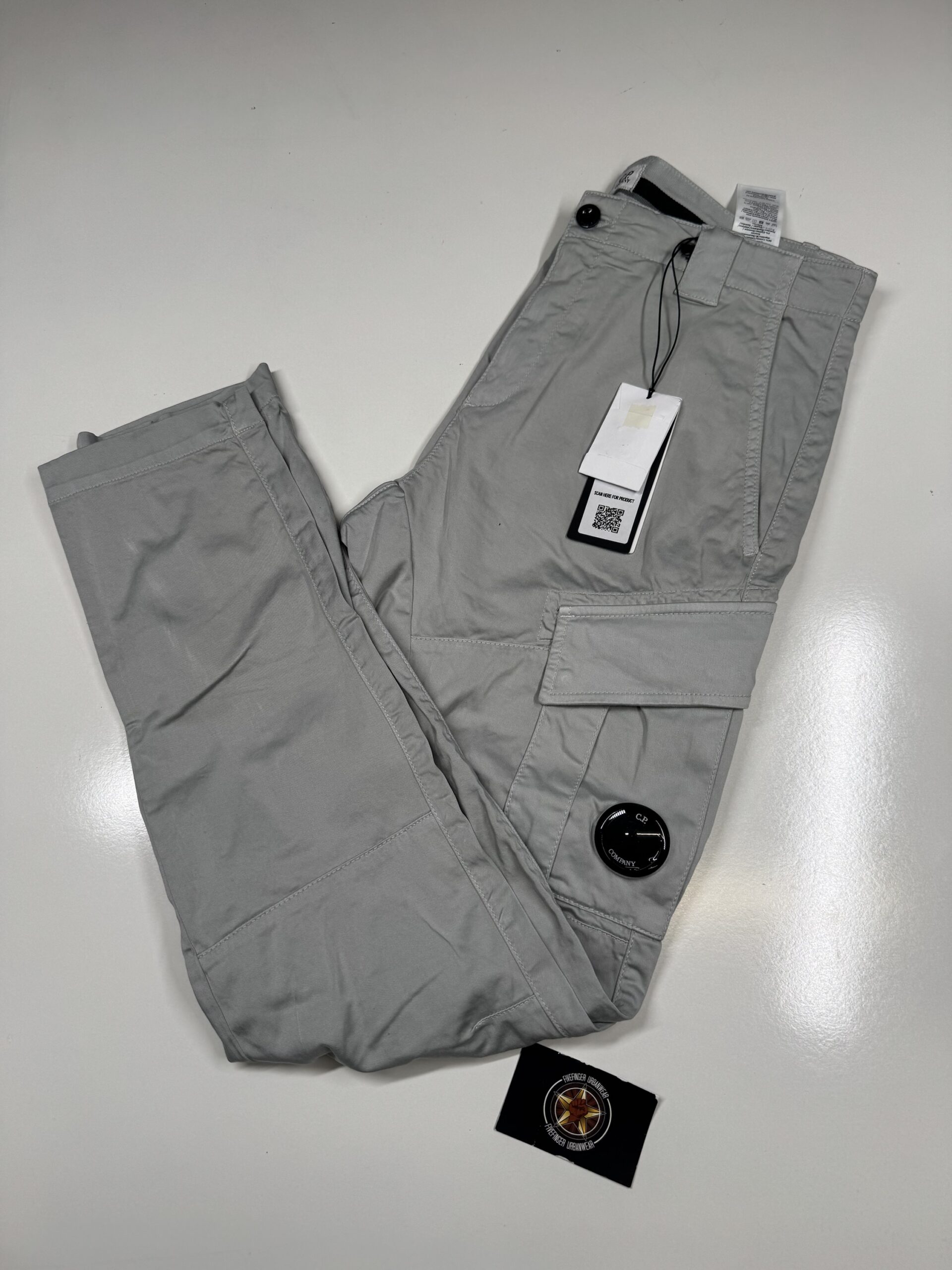 img_4919-2 CP Company 056A Satin Stretch Cargo Pants in Grey - Size 48 / W32”/L33” - Image 1