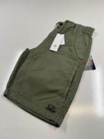 CP Company 273A  Bermuda Cargo shorts in Cotton rip- stop in green thyme / 669 - Image 6