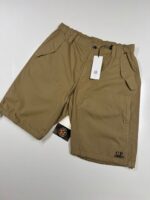 CP Company 273A   Bermuda Cargo shorts in Cotton rip- stop in Tree House khaki / 305