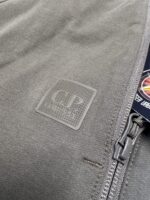 CP COMPANY METROPOLIS 015A PERTEX STRETCH FLEECE MIXED CARGO SHORTS IN - Image 9