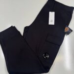 CP COMPANY 017A DIAGONAL RAISED FLEECE JOGGING PANTS IN BLACK / 999   -   XS / w29”