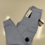CP COMPANY 017A DIAGONAL RAISED FLEECE JOGGING PANTS IN SKY BLUE / 814