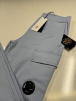 CP COMPANY 017A DIAGONAL RAISED FLEECE JOGGING PANTS IN SKY BLUE / 814 - Image 2
