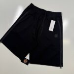 CP COMPANY METROPOLIS 015A PERTEX STRETCH FLEECE MIXED CARGO SHORTS IN BLACK