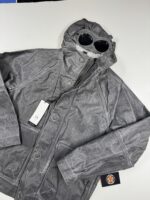 CP Company 217A waterproof goggle jacket in toob two - Raven Grey / 985 - Image 2