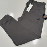CP COMPANY 100B JOGGING PANT IN COTTON DIAGONAL FLEECE - DK GREY  / 935