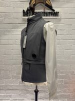 CP Company 131A  C.P. Shell-R Lens Gilet / Vest in Grey  •  Medium / 21” P2P. - Image 8