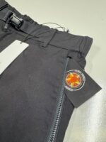 CP COMPANY METROPOLIS 010A HYST BERMUDA CARGO SHORTS IN BLACK - Image 2