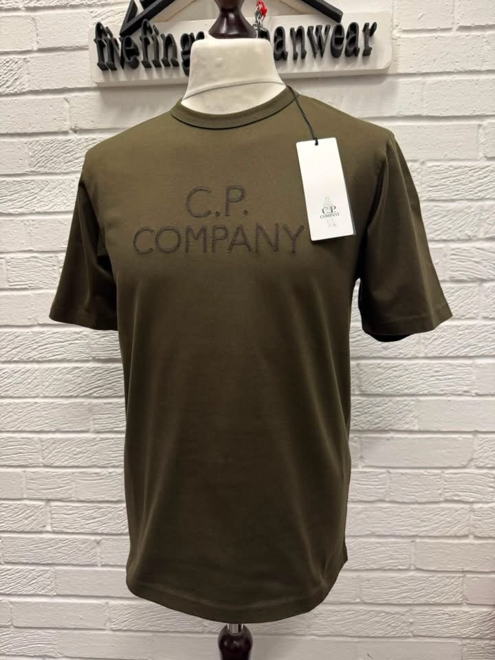 img_8077-2 CP COMPANY 148A MERCERIZED JERSEY TWISTED EMBROIDERY T-SHIRT - IVY GREEN - Image 1
