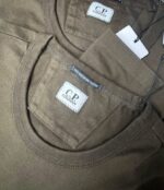 CP COMPANY 148A MERCERIZED JERSEY TWISTED EMBROIDERY T-SHIRT - IVY GREEN - Image 3